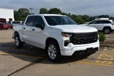 Used 2024 Chevrolet Silverado 1500 Custom image 3