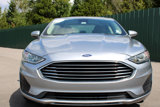Used 2020 Ford Fusion SE image 2
