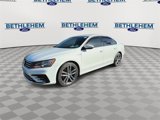 Used 2018 Volkswagen Passat 2.0T R-Line image 4