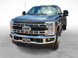 New 2025 Ford F350 4x4 Crew Cab DRW Super Duty image 4