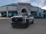 New 2025 Ford F250 4x4 Crew Cab Super Duty image 2