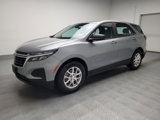 Used 2023 Chevrolet Equinox LS image 2
