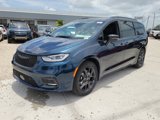 New 2025 Chrysler Pacifica Limited image 3