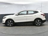 Used 2021 Nissan Rogue Sport SL w/ Premium Package image 2