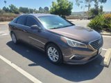 Used 2015 Hyundai Sonata SE image 2
