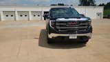 New 2026 GMC Sierra 1500 SLT image 3