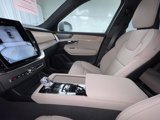 New 2025 Volvo XC90 B6 Plus image 3