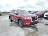New 2025 Nissan Pathfinder Platinum image 3