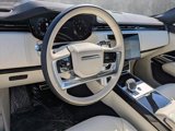 New 2025 Land Rover Range Rover SE image 3