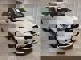 Used 2023 Chrysler Pacifica Limited image 3