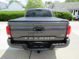 Used 2019 Toyota Tacoma TRD Sport image 3