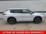 New 2025 Mitsubishi Outlander SEL image 2