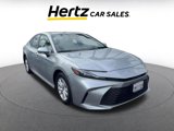 Used 2025 Toyota Camry LE image 3