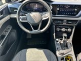 Certified 2024 Volkswagen Taos SE image 2