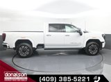 New 2025 GMC Sierra 2500 Denali Ultimate w/ Max Trailering Package image 2