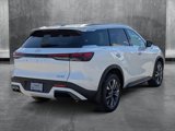 New 2025 INFINITI QX60 Luxe image 2
