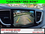 Used 2022 Chrysler Pacifica Touring-L image 3