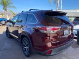 Used 2016 Toyota Highlander XLE image 2
