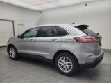 Used 2023 Ford Edge SEL image 3