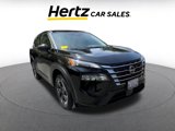 Used 2024 Nissan Rogue SV image 3