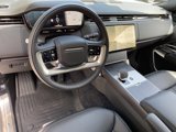 New 2025 Land Rover Range Rover Long Wheelbase SE image 4