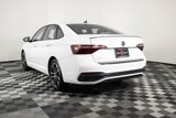 Used 2023 Volkswagen Jetta Sport image 5