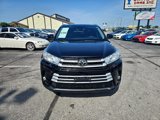 Used 2019 Toyota Highlander XLE image 3