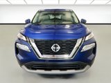 Used 2021 Nissan Rogue SV image 2