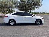 Used 2021 Toyota Corolla LE image 4