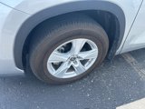 Certified 2023 Toyota Highlander LE image 2
