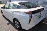 Used 2016 Toyota Prius Three w/ Advanced Technology Package image 5
