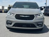 New 2025 Chrysler Pacifica Select image 2