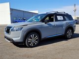 New 2025 Nissan Pathfinder Platinum image 3
