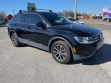 Used 2019 Volkswagen Tiguan SE w/ Panoramic Sunroof Package image 3