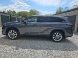 Used 2025 Toyota Highlander Limited image 3
