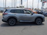 New 2025 Nissan Rogue Platinum image 4