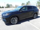 Used 2020 Toyota Highlander Platinum image 3