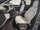 Used 2025 Porsche Cayenne image 5