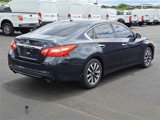 Used 2017 Nissan Altima 2.5 SV w/ Convenience Package image 5