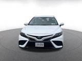 Used 2024 Toyota Camry SE image 4