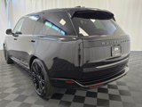 Used 2025 Land Rover Range Rover Long Wheelbase Autobiography image 4