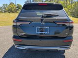 New 2025 Mitsubishi Outlander SE image 5