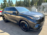Used 2021 Toyota Highlander Platinum image 3