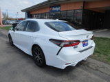 Used 2023 Toyota Camry SE image 3