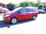 Used 2013 Toyota Sienna LE image 4