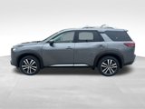 New 2025 Nissan Pathfinder Platinum image 2
