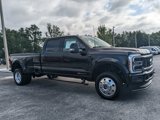 New 2025 Ford F450 Platinum w/ FX4 Off-Road Package image 2