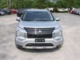 New 2025 Mitsubishi Outlander SE image 4