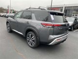 New 2025 Nissan Pathfinder Platinum image 3