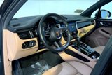 Certified 2025 Porsche Macan image 4